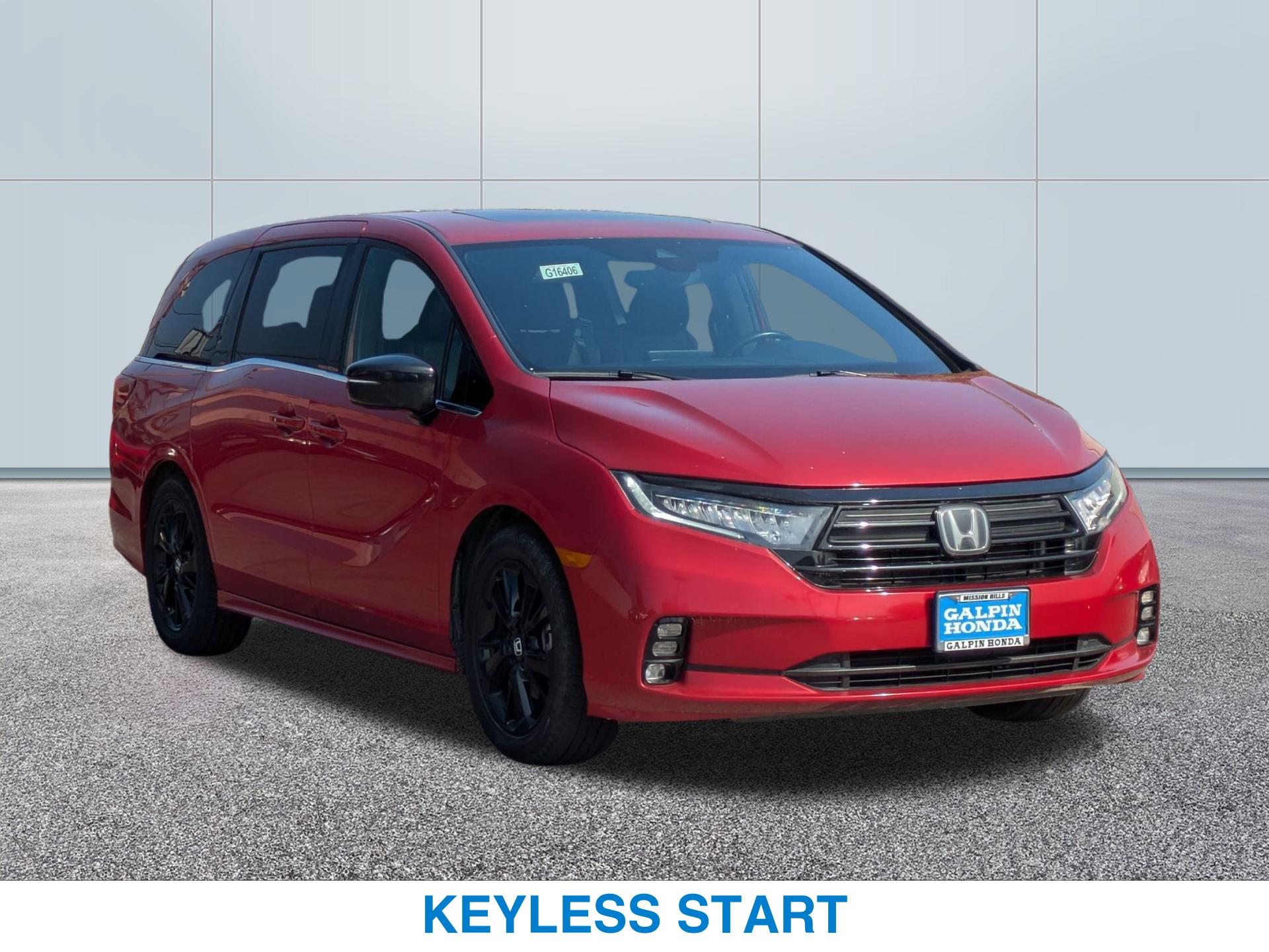 2023 Honda Odyssey Sport photo 2