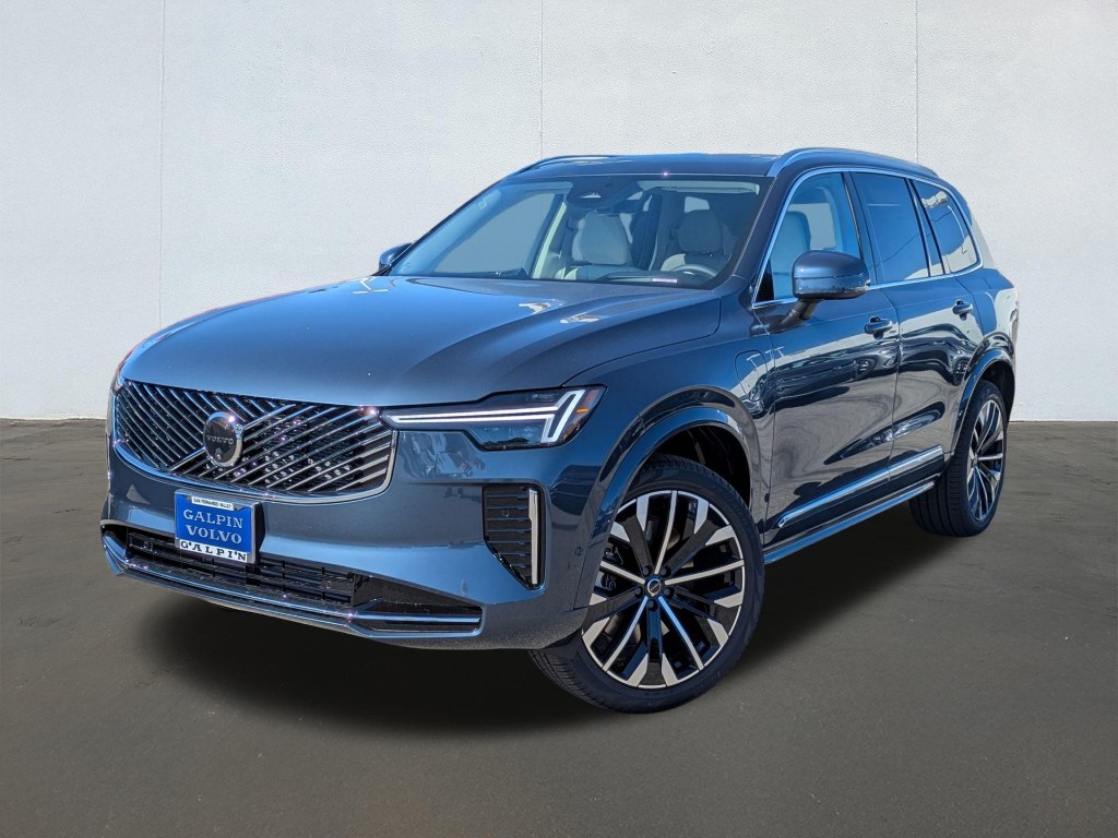 2026 Volvo XC90 Recharge Plug-In Hybrid T8 Ultra 7-Seater