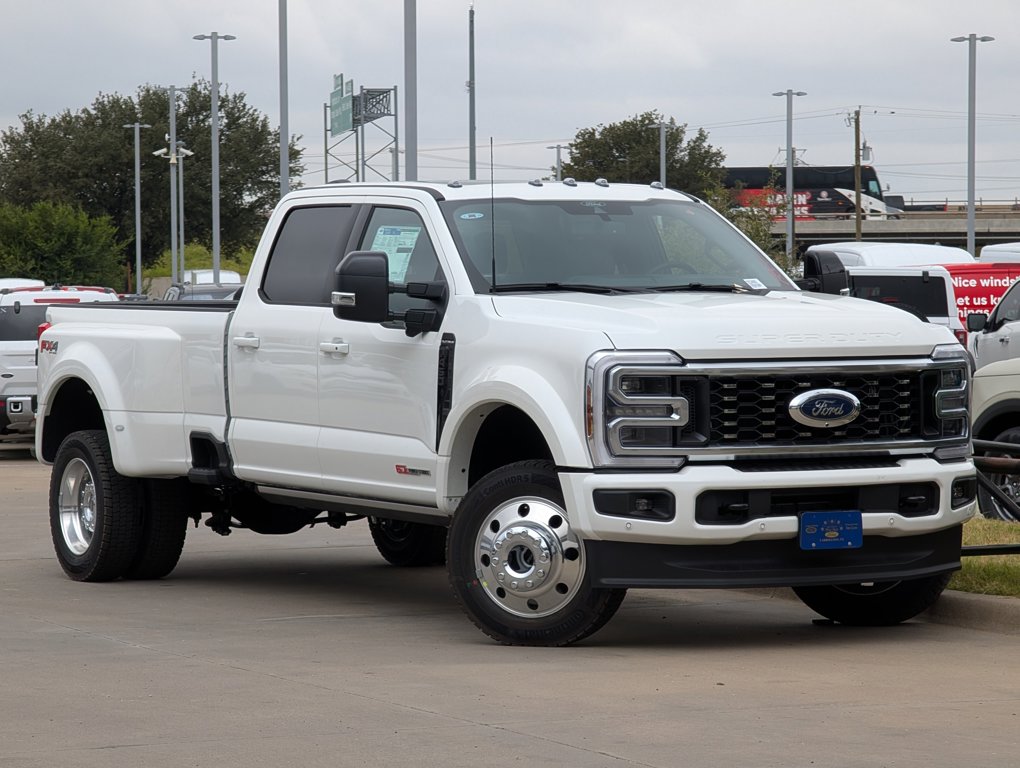 New 2026 Ford Super Duty F-450 DRW Platinum