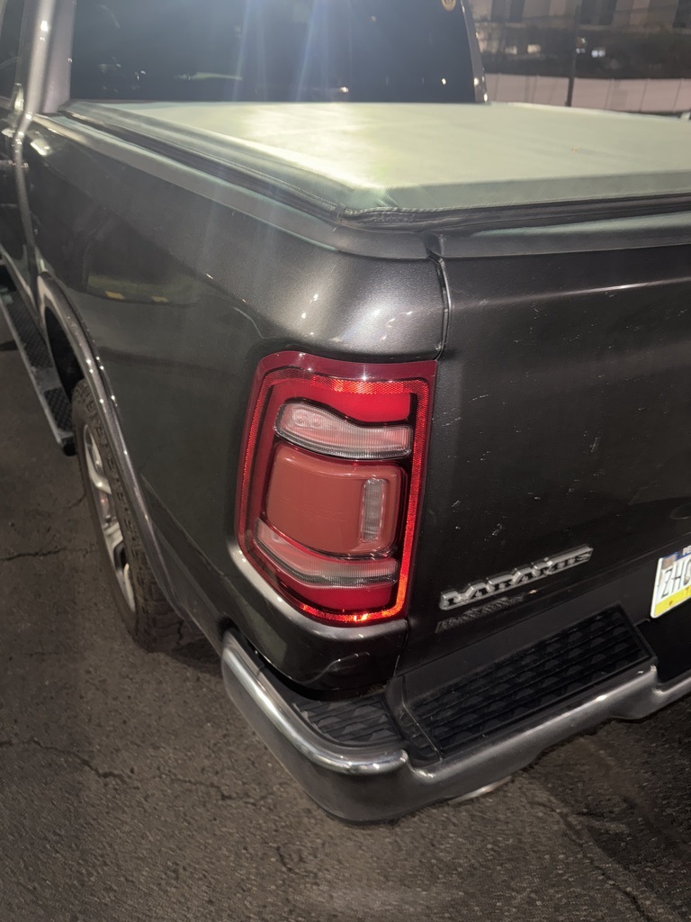 2019 Ram 1500 Laramie photo 4