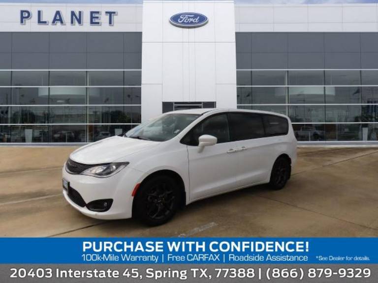 2019 Chrysler Pacifica Touring Plus FWD