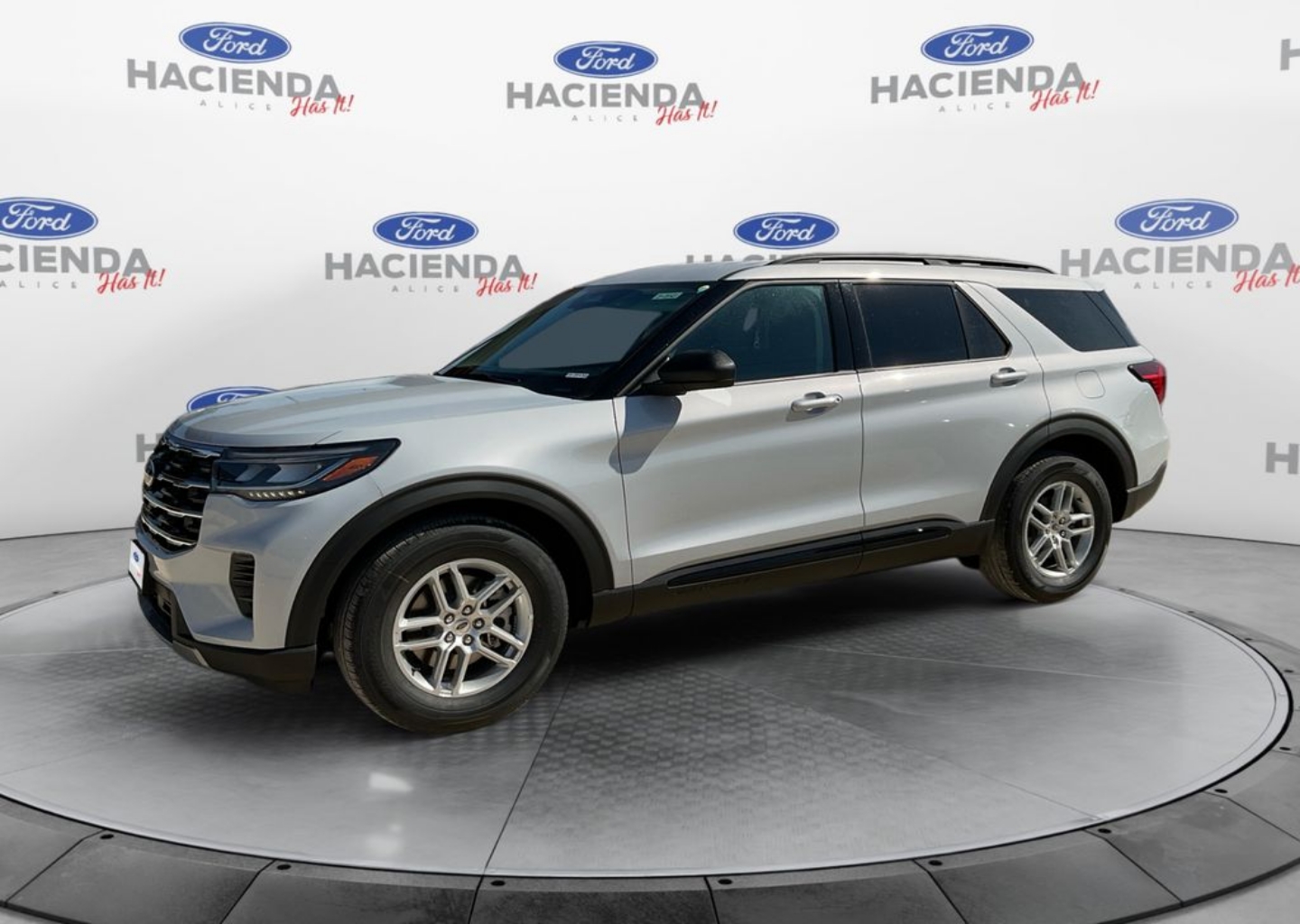 2026 Ford Explorer's photo