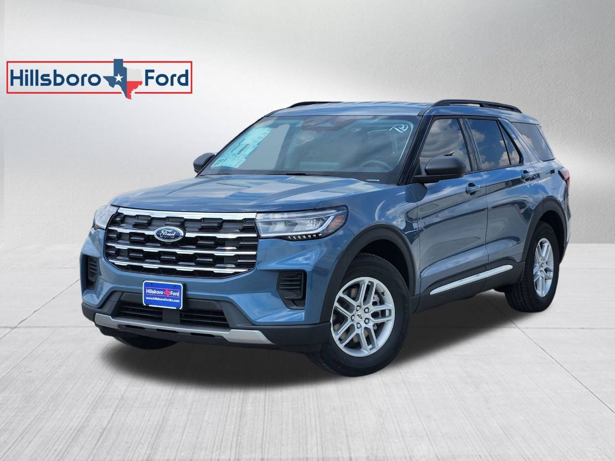 2025 Ford Explorer Active's photo