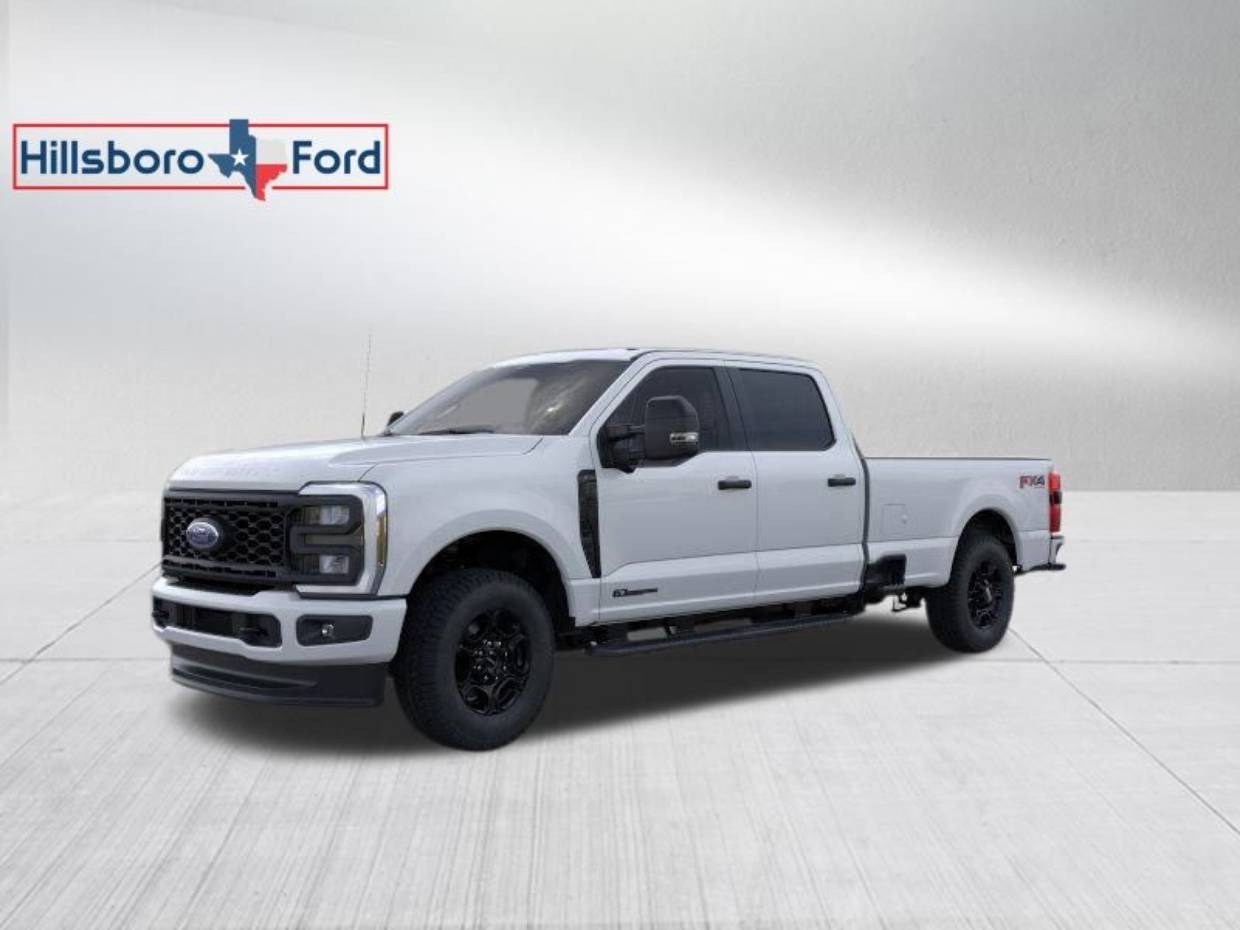 2025 Ford F-350 Super Duty XL's photo