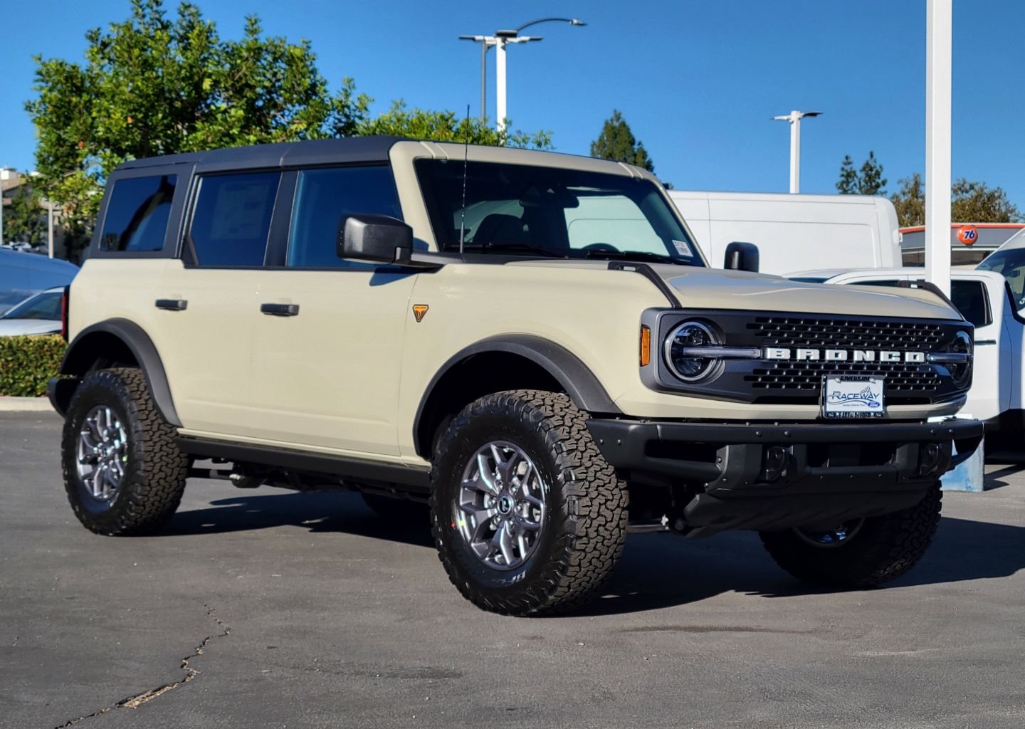 2025 Ford Bronco 4-Door Badlands's photo