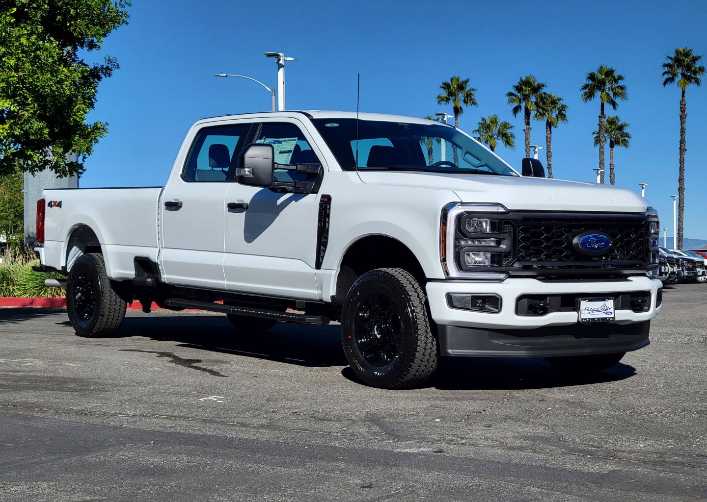2026 Ford F-350 Super Duty XL's photo