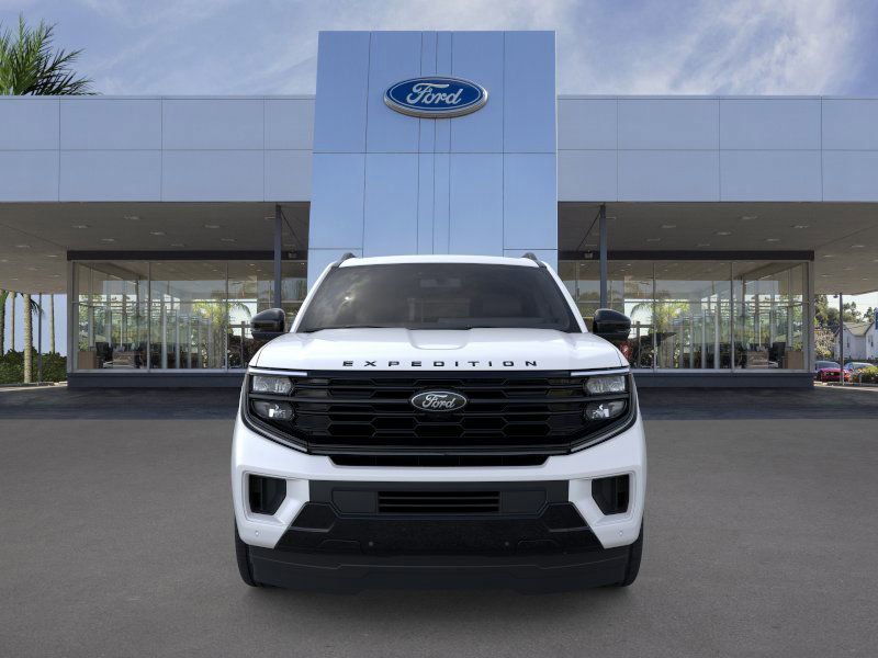 2025 Ford Expedition MAX Platinum photo 4