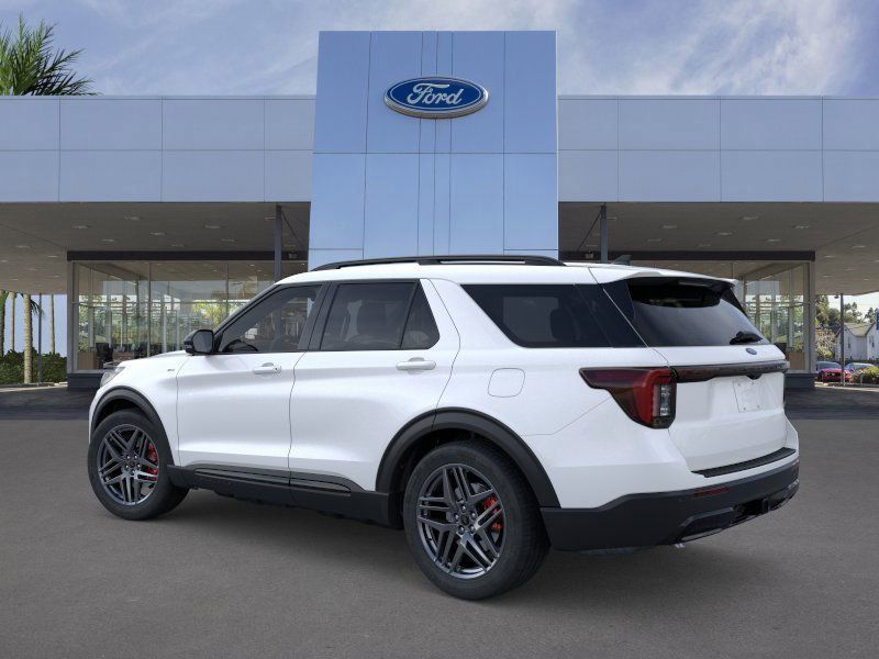 2026 Ford Explorer ST-Line photo 4