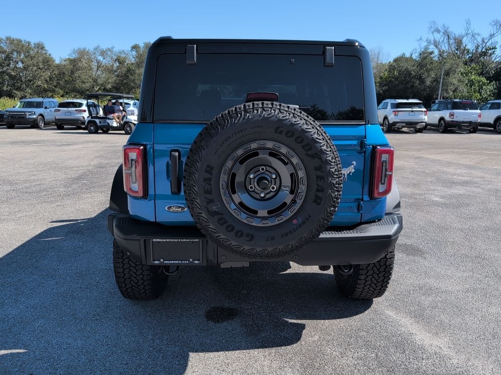 2025 Ford Bronco Badlands photo 3