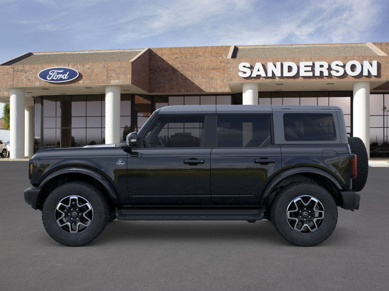 2025 Ford Bronco Outer Banks photo 3