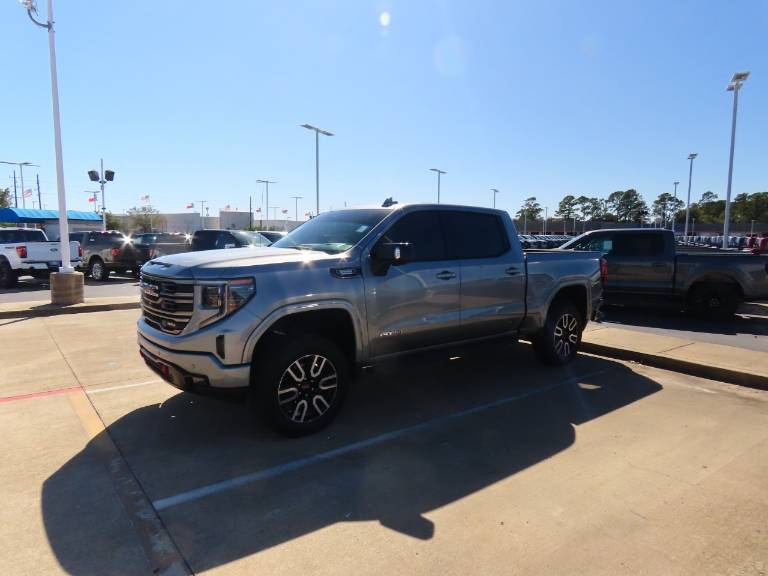 2024 GMC Sierra 1500 4WD Crew Cab 147 AT4