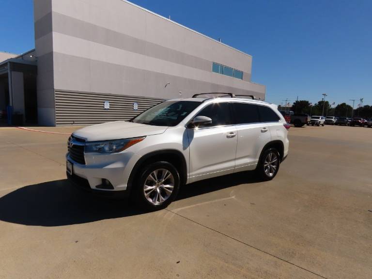 2015 Toyota Highlander FWD 4DR V6 XLE