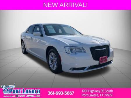 2023 Chrysler 300 Touring