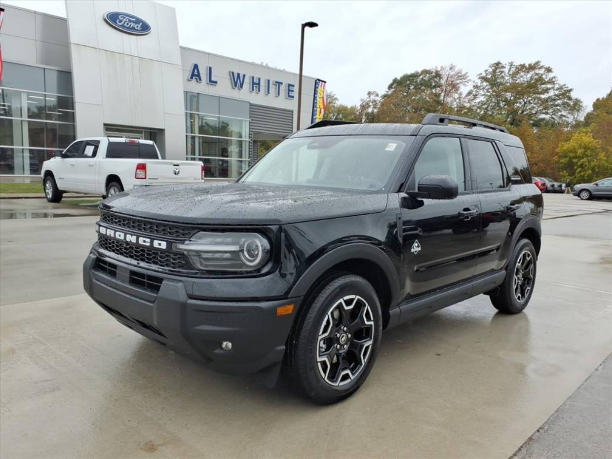 2025 Ford Bronco Sport Outer Banks's photo