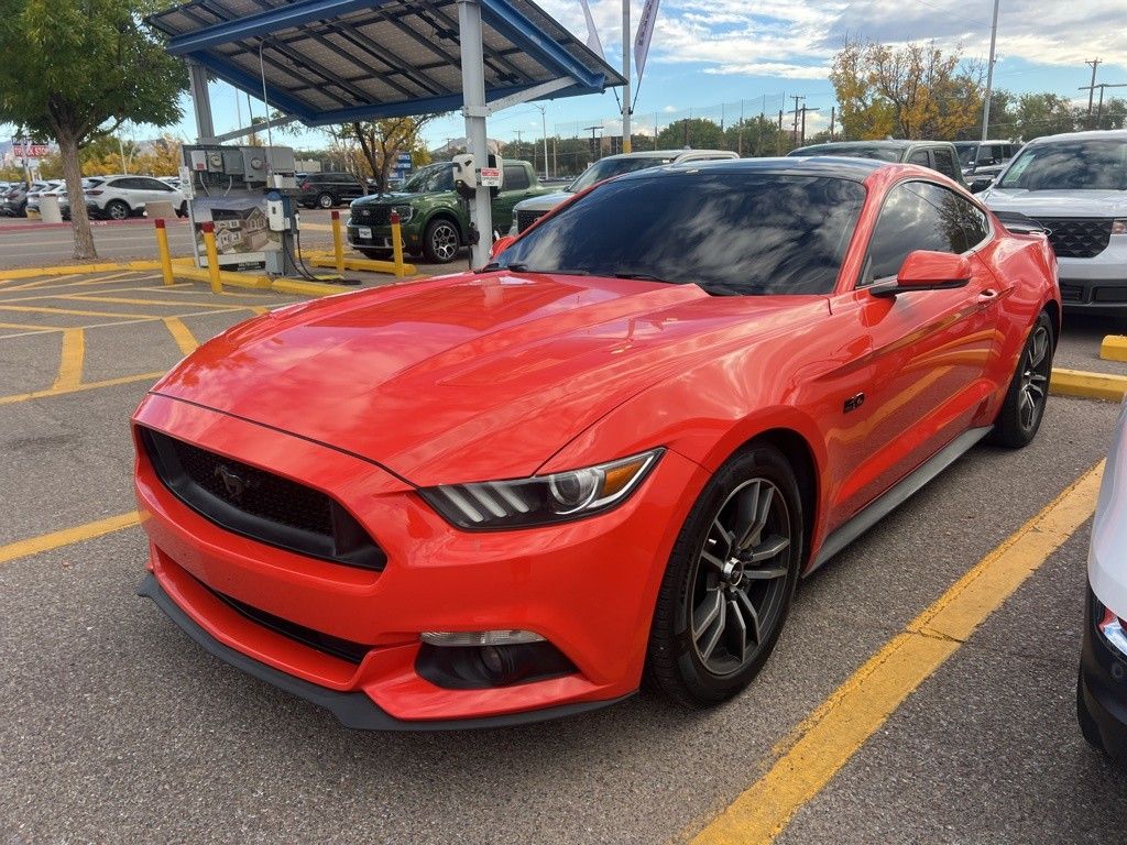 2016 Ford Mustang GT Premium photo 2