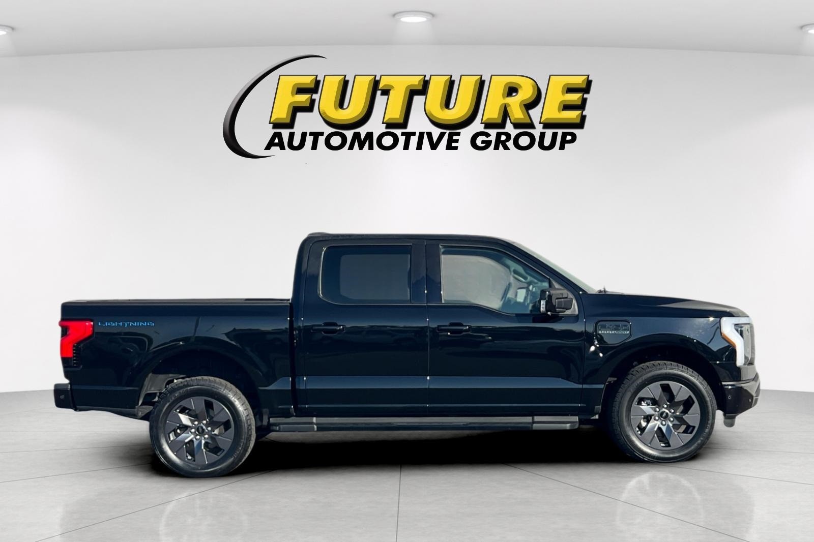 Certified 2022 Ford F-150 Lightning Lariat with VIN 1FTVW1EL9NWG15129 for sale in Clovis, CA