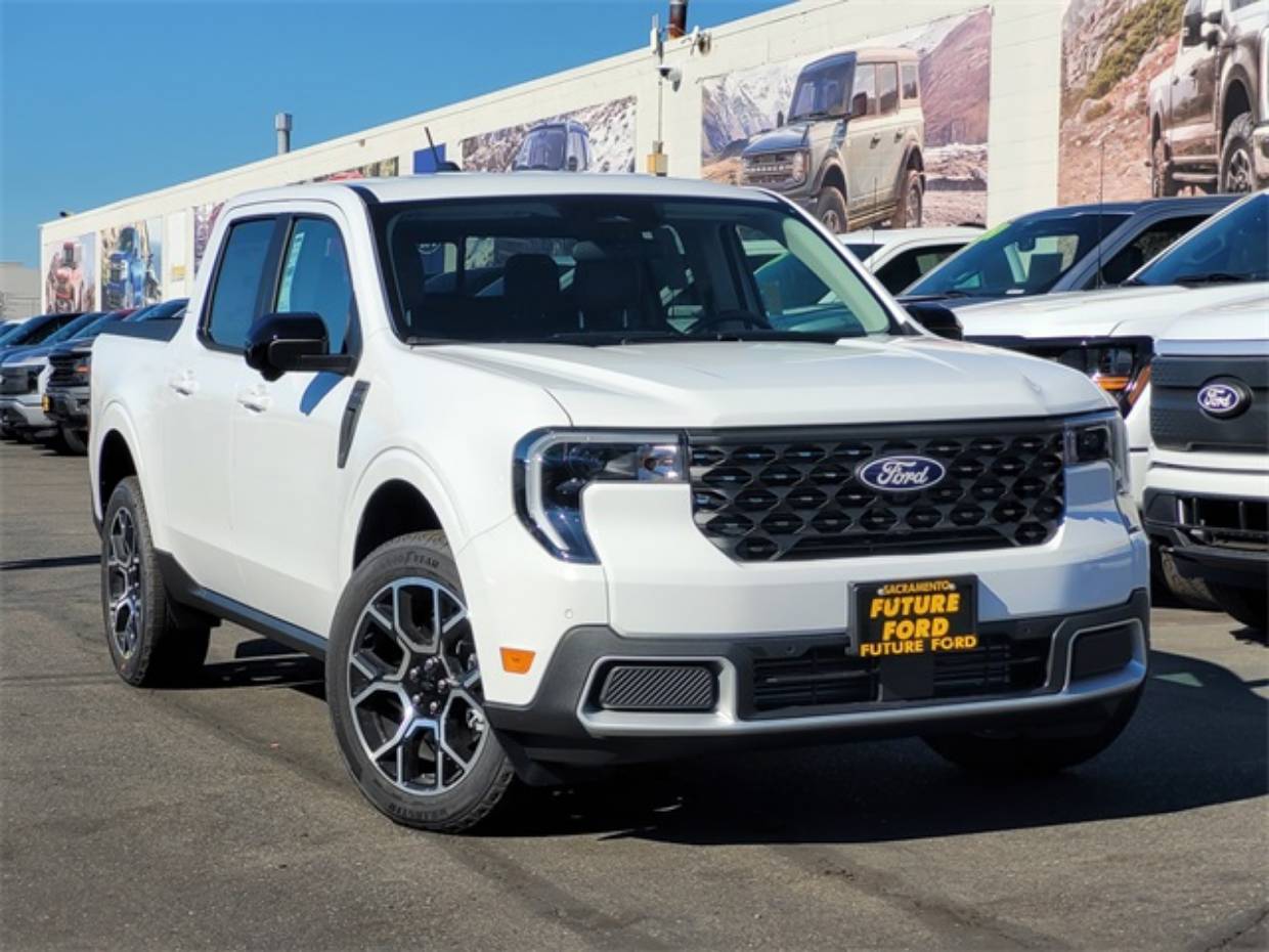 2025 Ford Maverick Lariat's photo