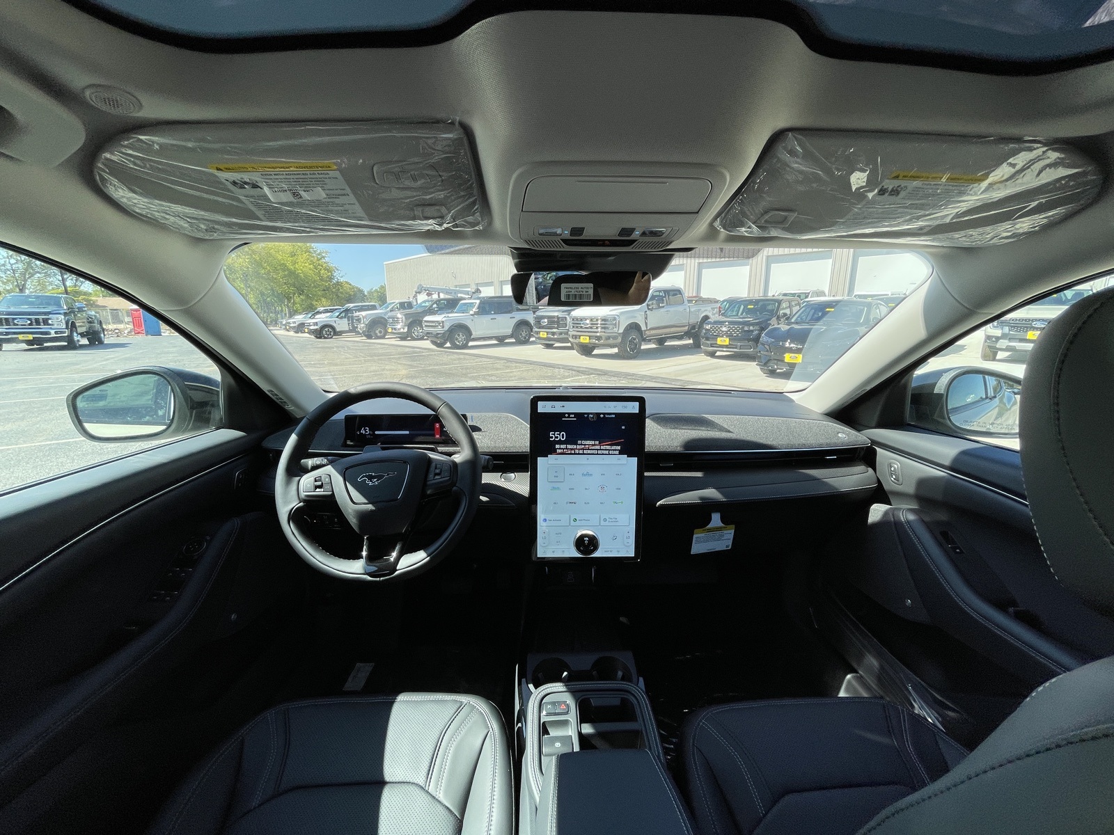 2025 Ford Mustang Mach-E Premium photo 2