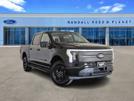 2025 Ford F-150 Lightning XLT