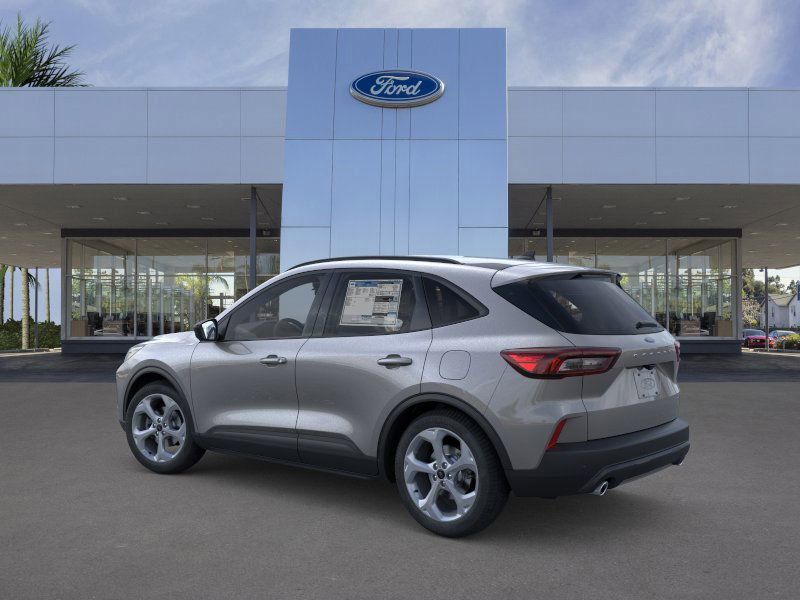 2025 Ford Escape Hybrid ST-Line photo 3