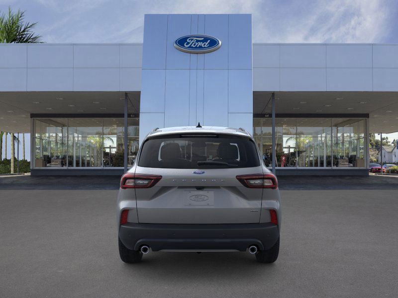 2025 Ford Escape Hybrid ST-Line photo 4