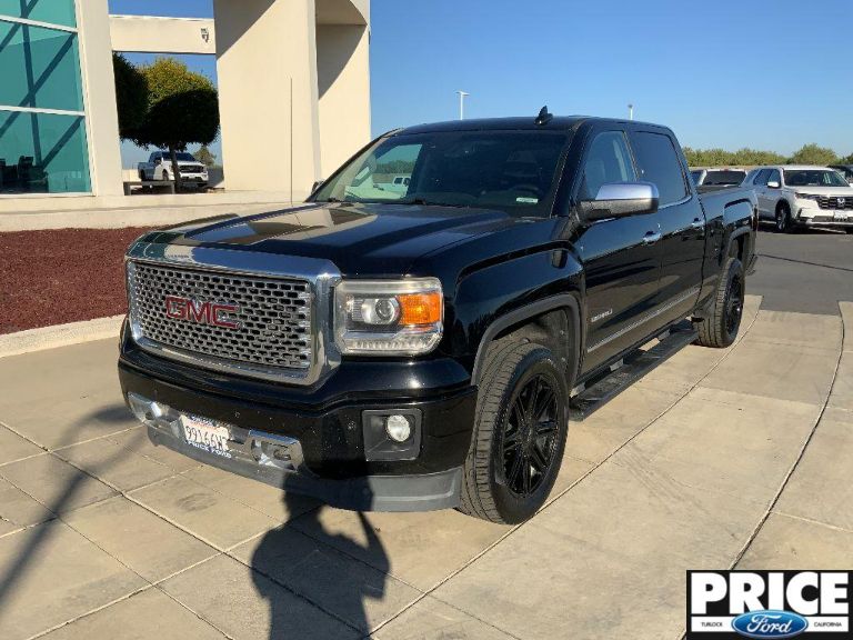 2015 GMC Sierra Denali