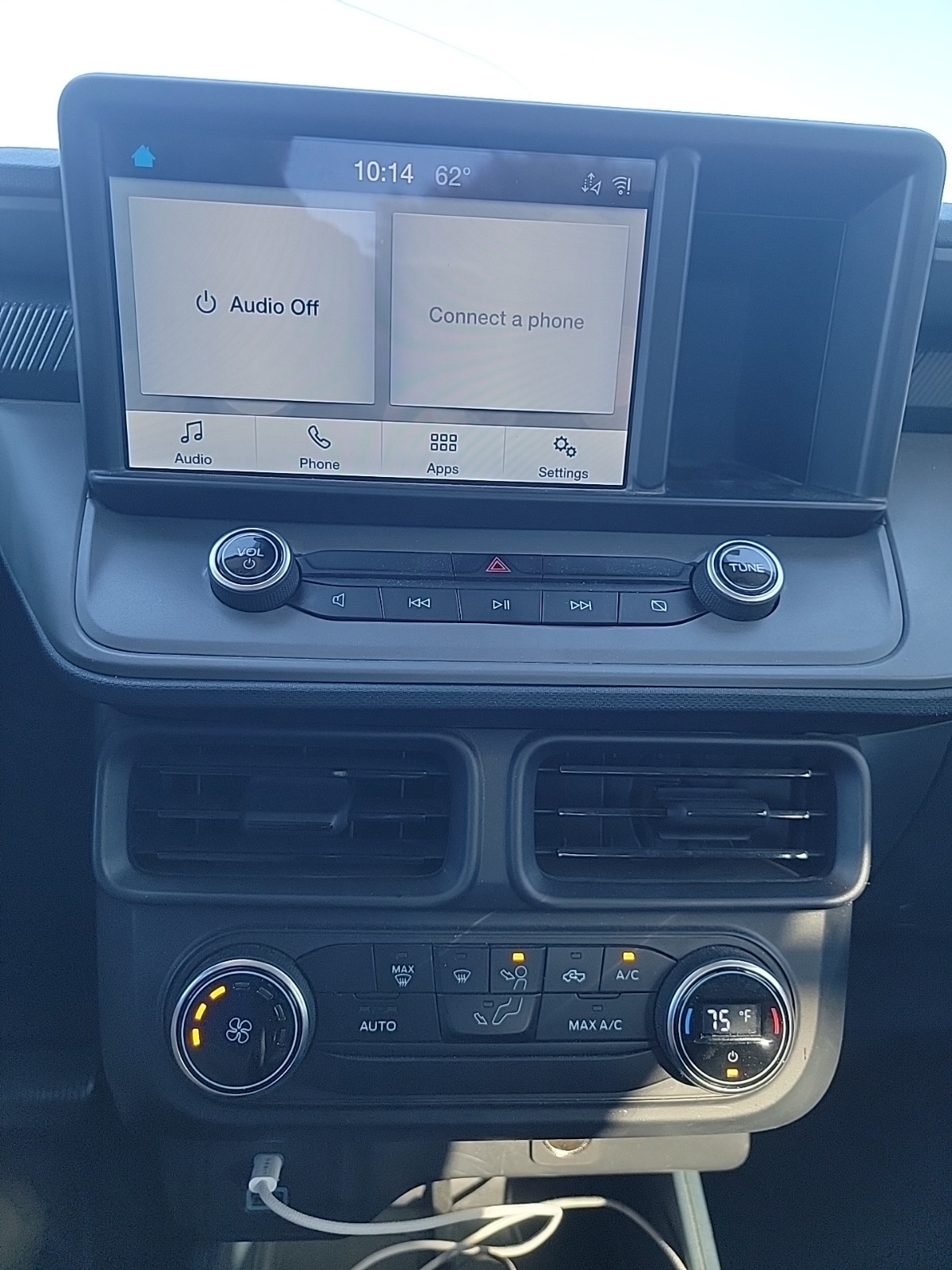 2022 Ford Maverick XL photo 3