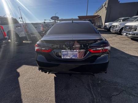 2024 Toyota Camry Hybrid SE