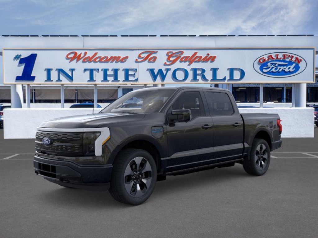 2025 Ford F-150 Lightning Platinum