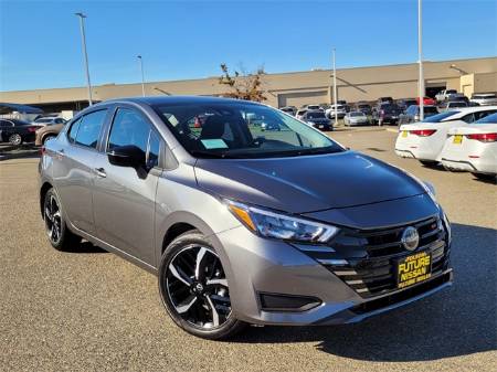 2025 Nissan Versa 1.6 SR