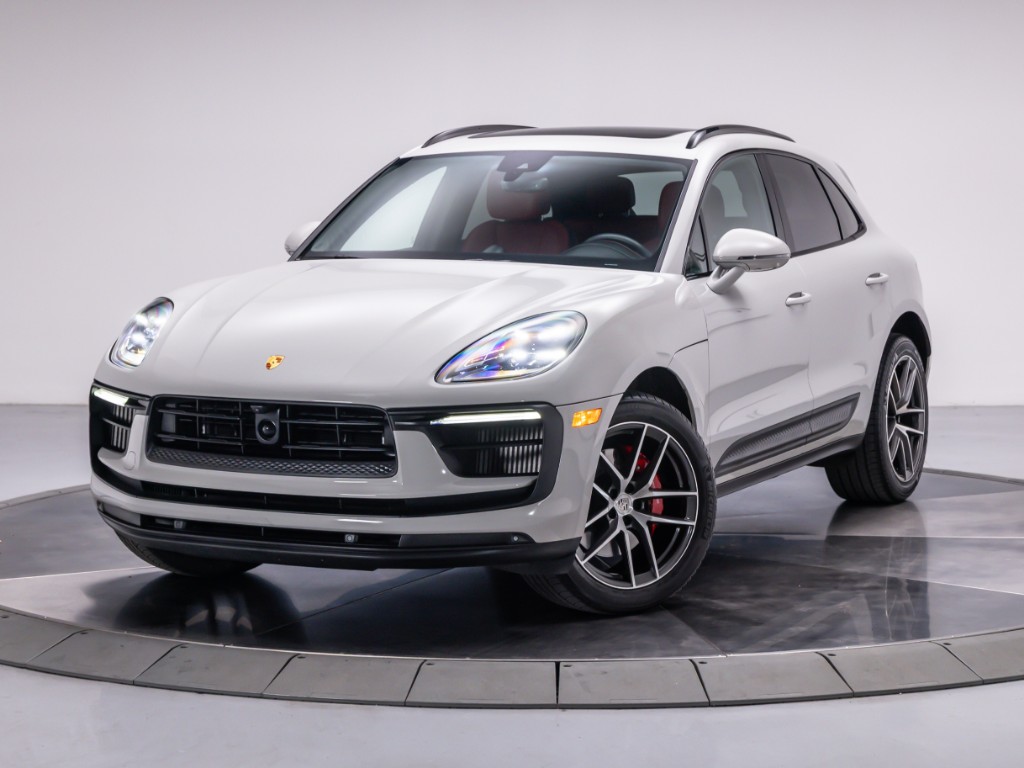 2024 Porsche Macan S