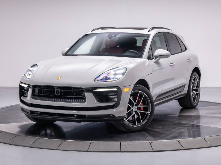 2024 Porsche Macan S