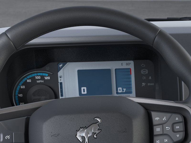 2025 Ford Bronco Base photo 3