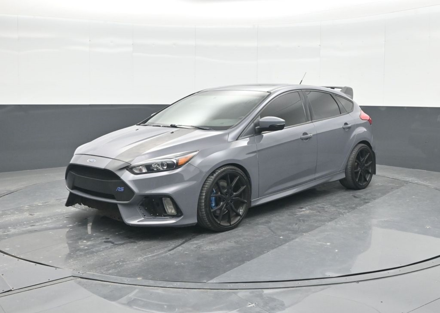 2016 Ford Focus RS's photo