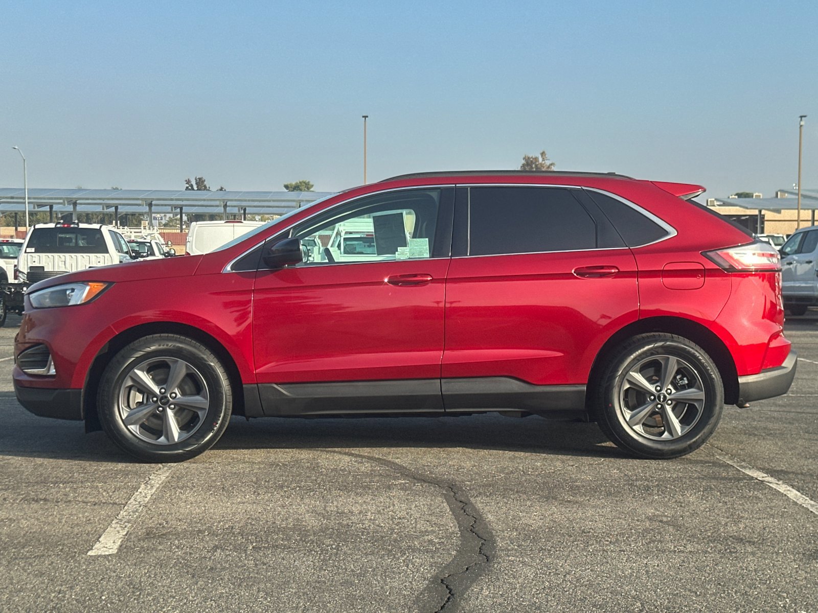 2022 Ford Edge SEL photo 3