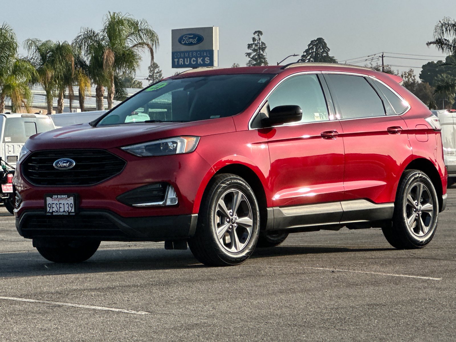 2022 Ford Edge SEL photo 4