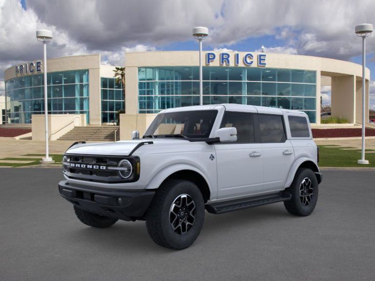 2025 Ford Bronco Outer Banks®