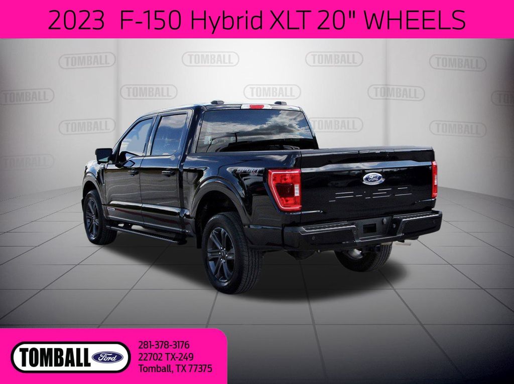 2023 Ford F-150 XLT photo 3