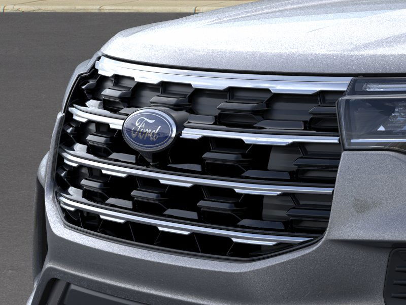 2026 Ford Explorer photo 4