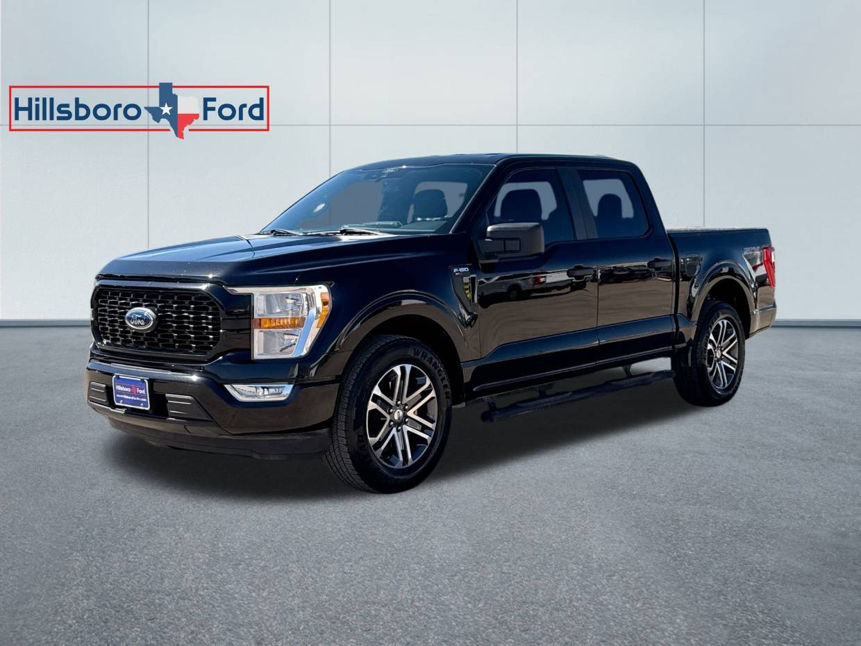 2022 Ford F-150 XL's photo