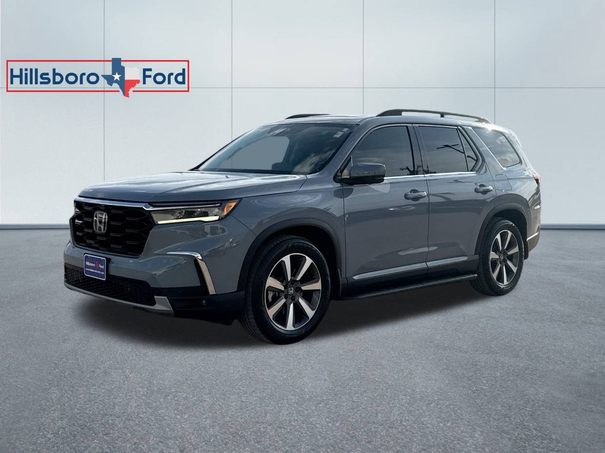 2023 Honda Pilot Elite's photo