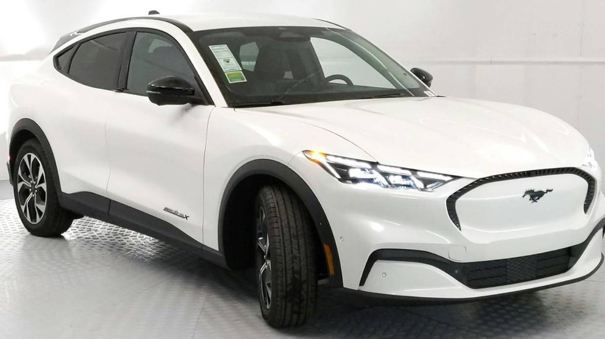 2024 Ford Mustang Mach-E Select AWD's photo