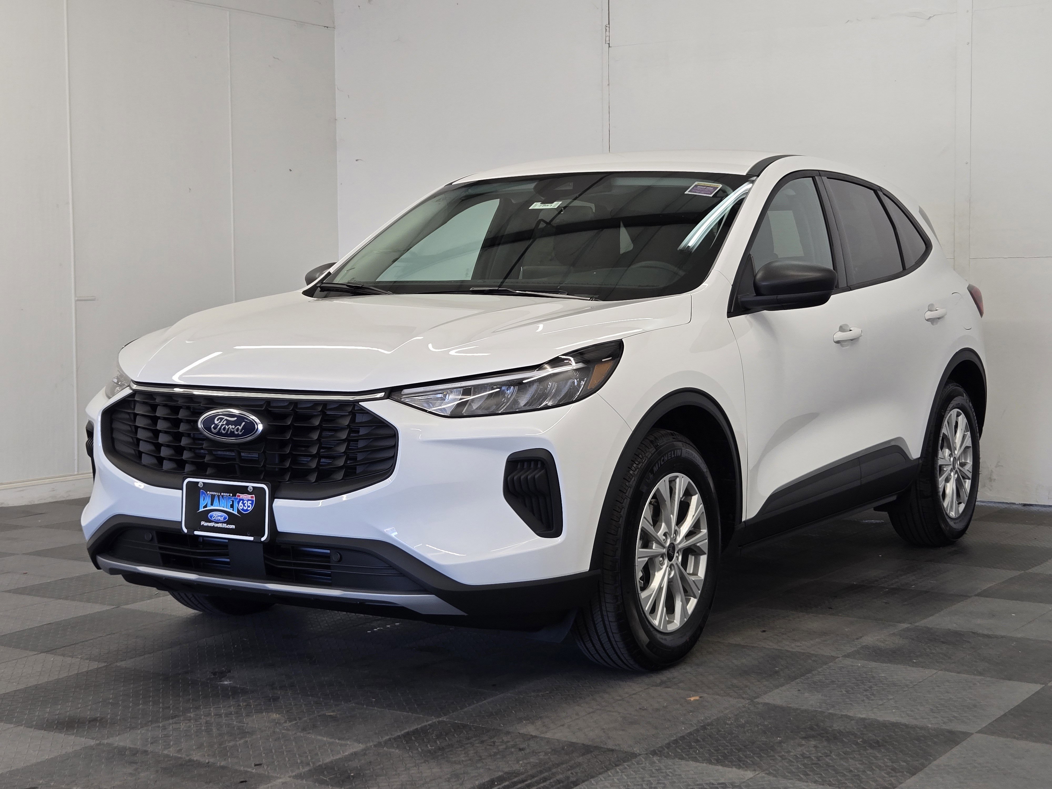 2026 Ford Escape Active photo 2