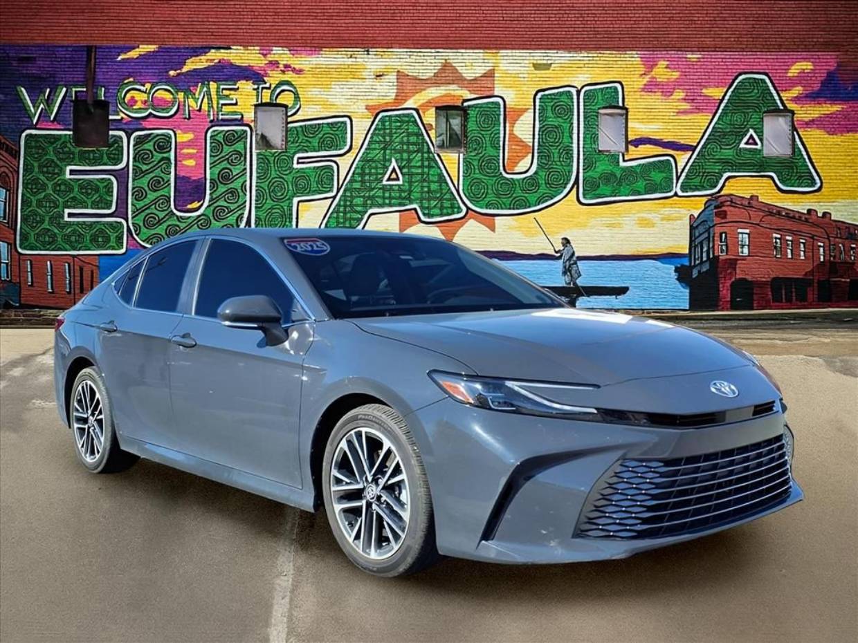 2025 Toyota Camry XLE