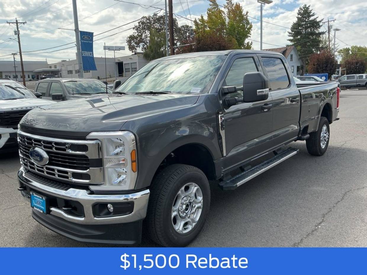 2026 Ford F-350 Super Duty XLT's photo