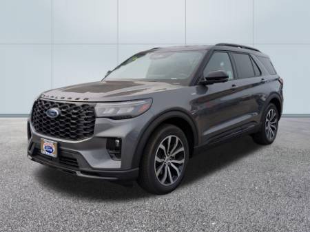 2025 Ford Explorer ST Line