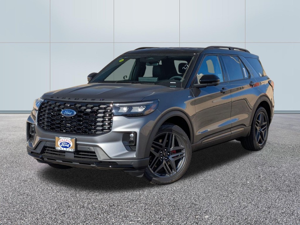 2025 Ford Explorer ST Line