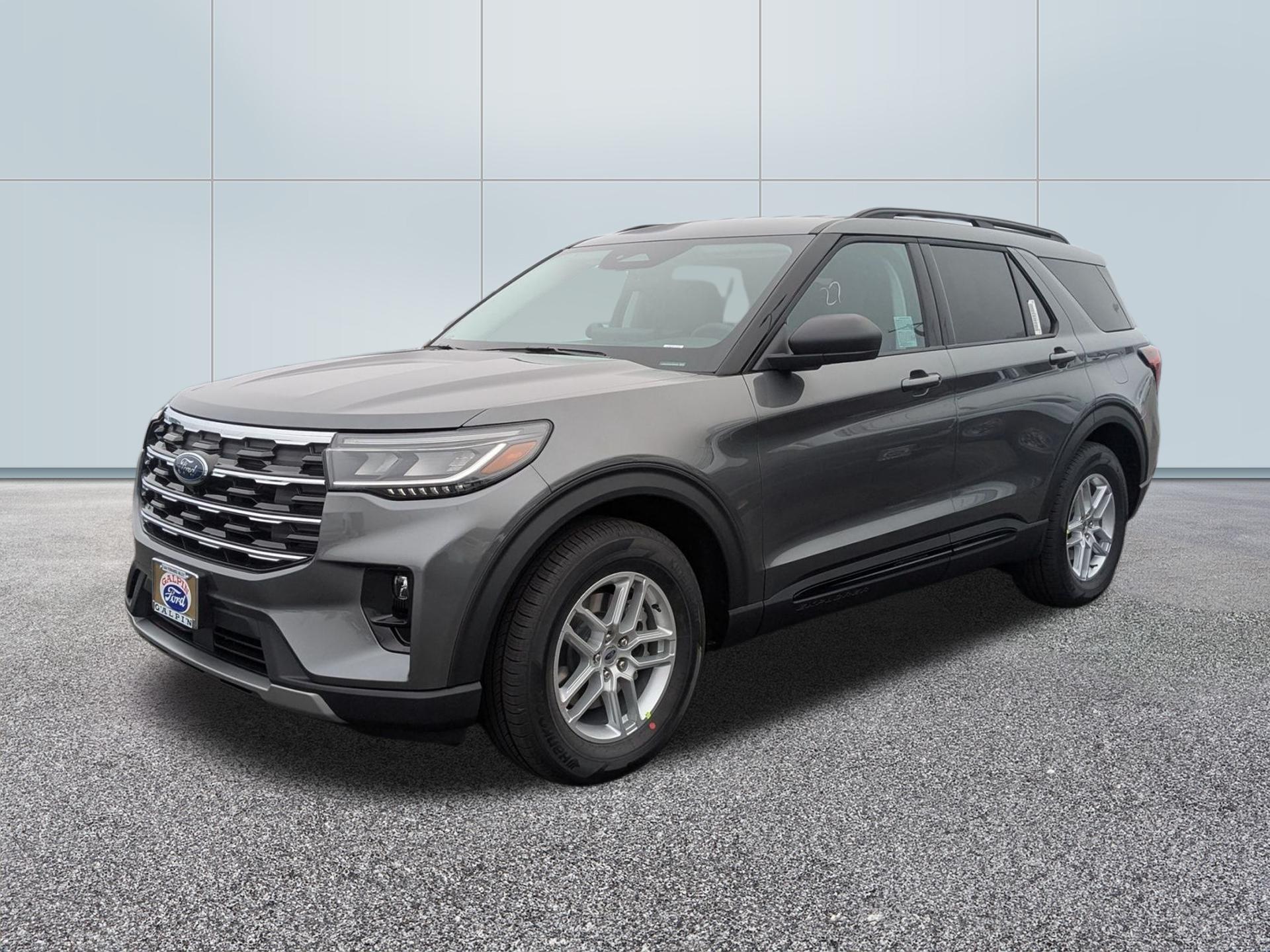 2026 Ford Explorer photo 4