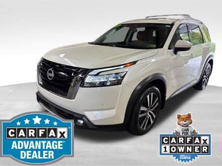 2023 Nissan Pathfinder Platinum