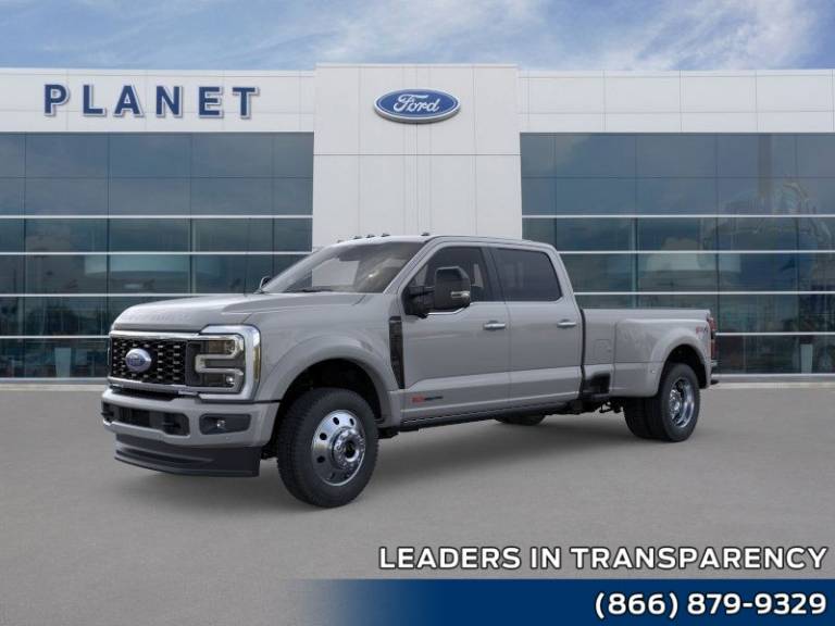 2026 Ford Super Duty F-450 DRW Platinum 4WD Crew Cab 8' Box